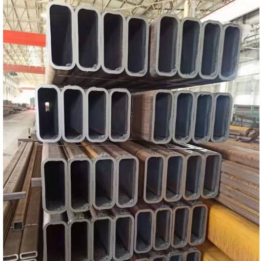 方矩管是方形管材和矩形管材的一種稱呼