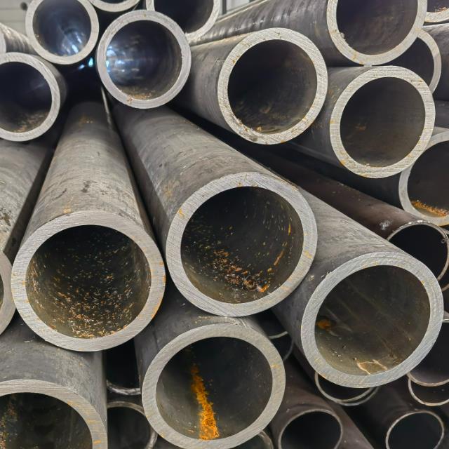 山東無縫鋼管廠批發商